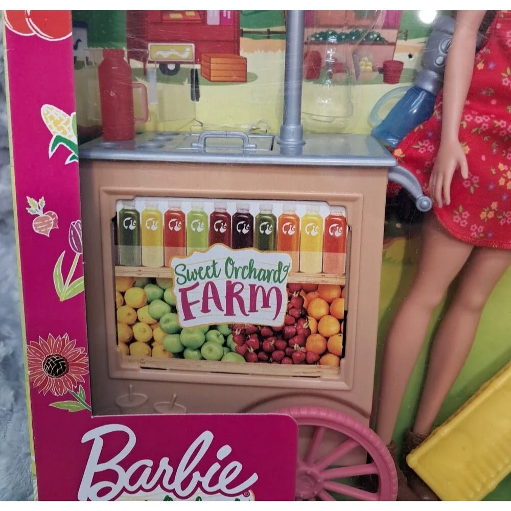 Barbie Sweet Orchard Farm Produce & Juice Stand Market 2019 with Box Fruit Doll
